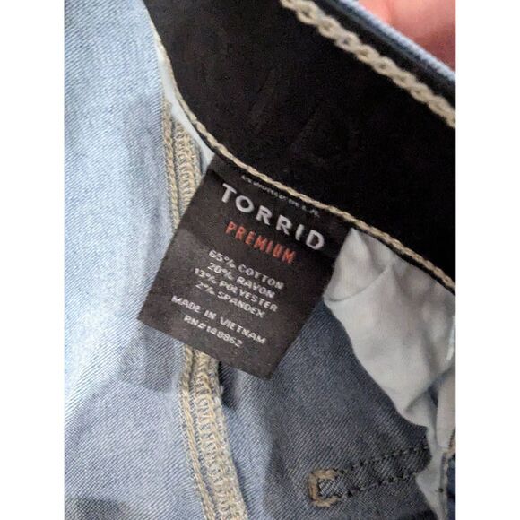 14R Torrid Sky High Skinny Jeans EUC! - Picture 9 of 9